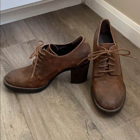 Born Shoes - Brown chunky heel
